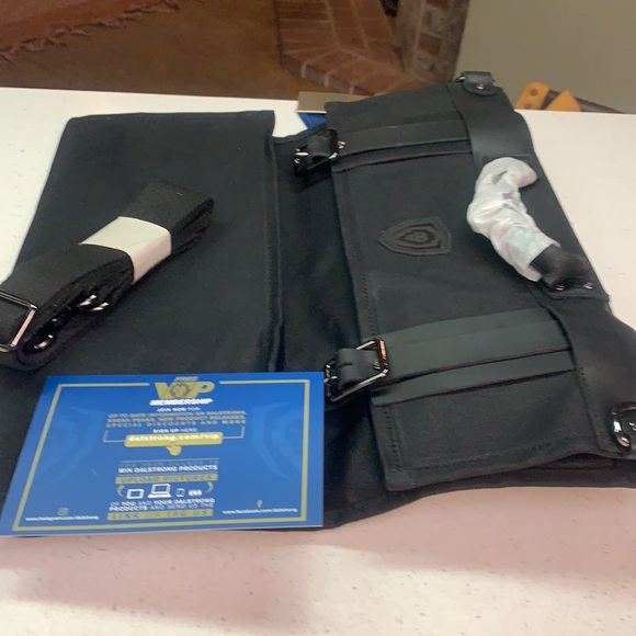 Dalstrong Other - Dalstrong Nomad Knife Roll New never used